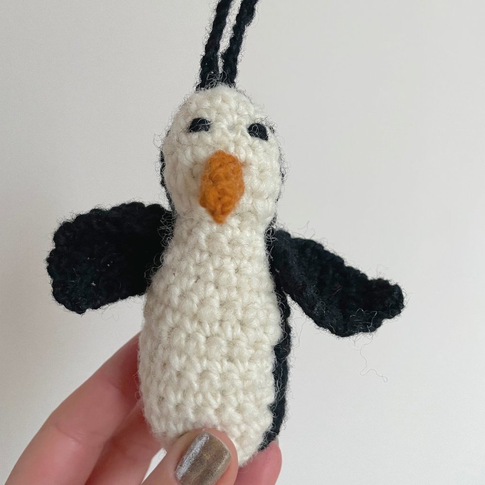 Anthropologie Percy Penguin Ornament Crochet Christmas Tree Trim Anthro 2016